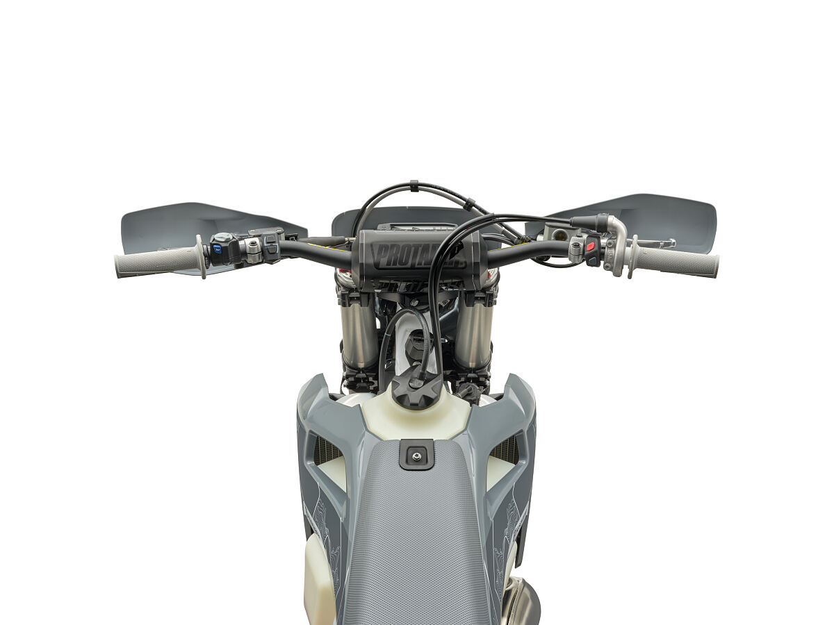 TE 300 Pro 2026_05