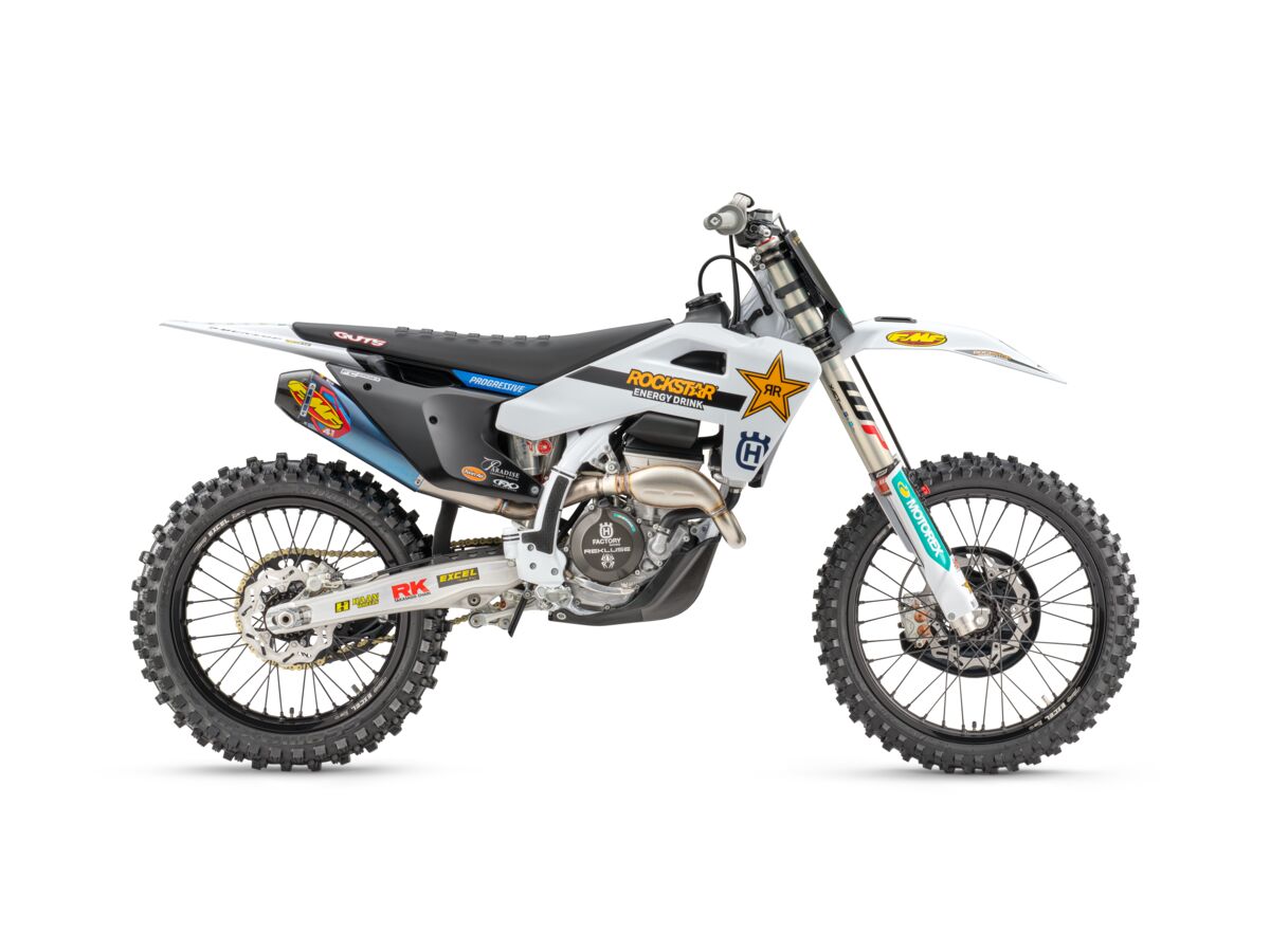 196424_MY26 HQV FC-250 FACTORY EDITION_90_right