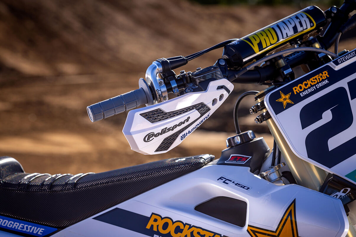Husqvarna Factory Racing and Polisport announce new partnership for 2026